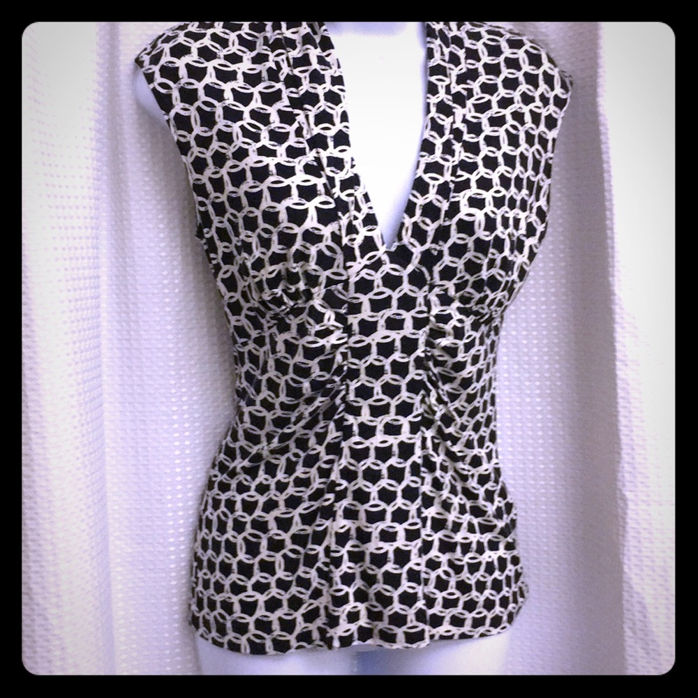 BANANA REPUBLIC Sleeveless Top
